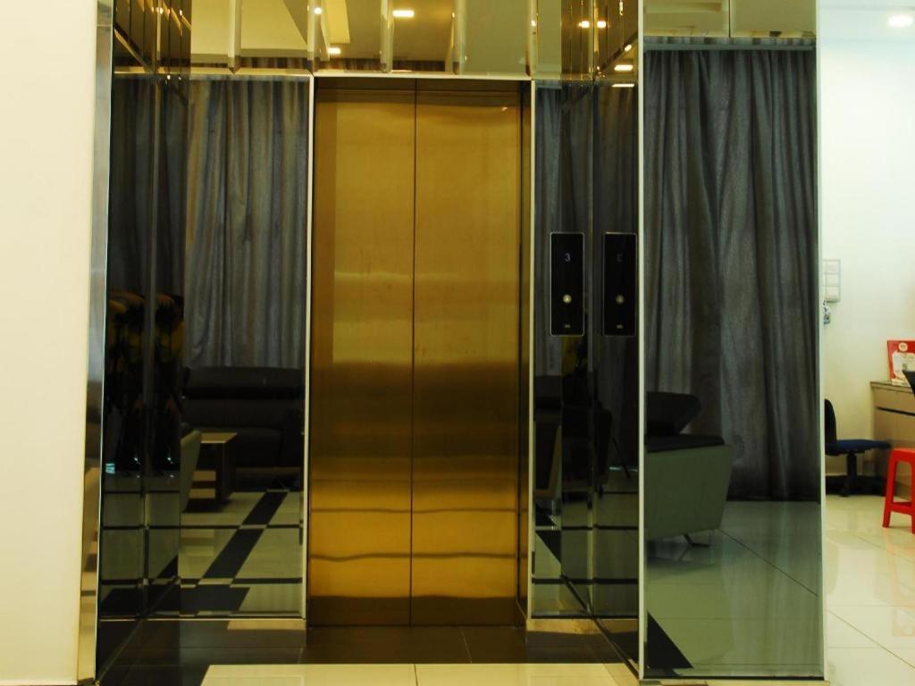 Lf Hotel Tapah Ngoại thất bức ảnh